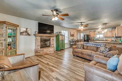 Near Hiking Trail! All-Season Ruidoso Getaway House in Ruidoso