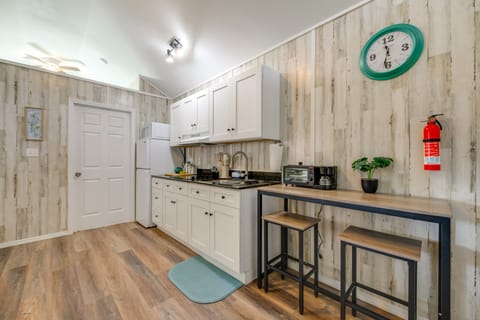 4 Mi to Dtwn Picayune! Piney Woods Tiny Home House in Mississippi