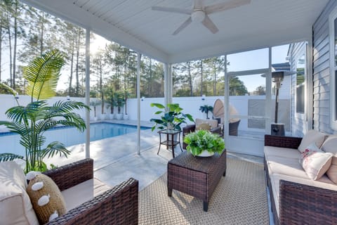 'Palmetto Breeze Retreat' Pool & Coastal Elegance House in Bluffton