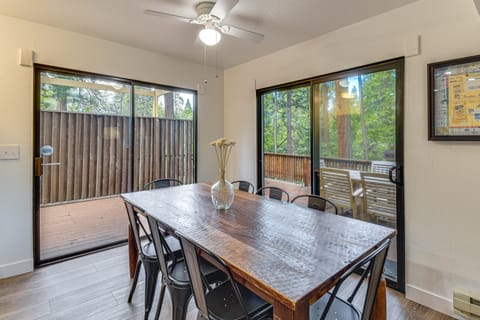 < 1 Mi to Twain Harte Lake: Forest-View Retreat! House in Twain Harte