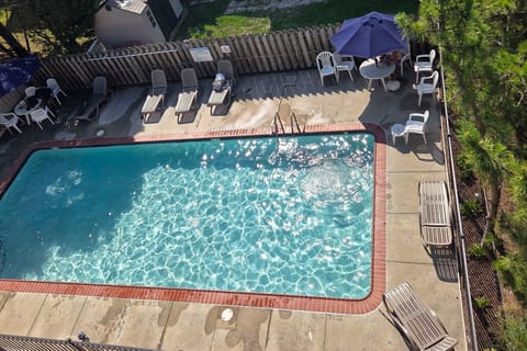 Pool, Sunset Views & Prime Setting! Ocean City Gem Apartment in Ocean City