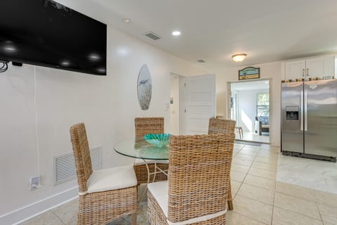 Steps to Sand: Clearwater Family Home w/ Game Room House in Clearwater Beach