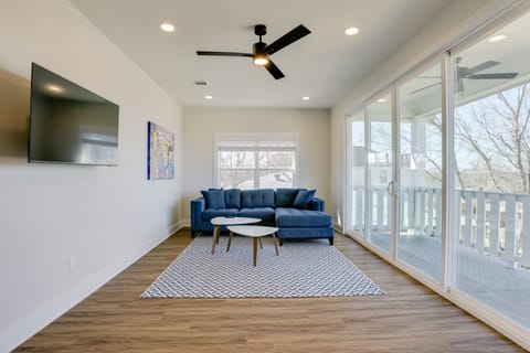 Walk to Restaurants: Modern Escape Near Kyle Field House in College Station