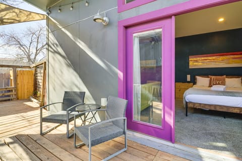 Deck & Home Office: Walkable Albuquerque Home House in Albuquerque