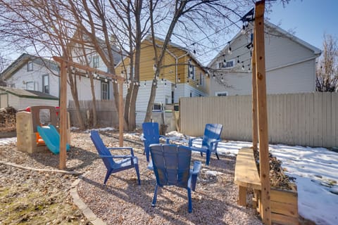 Walk to Kinnickinnic Ave! Newly Updated Abode House in Milwaukee