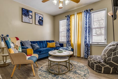 1 Mi to Butler! Family-Friendly Indianapolis Home House in Indianapolis