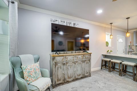 Fully Updated & Convenient! Baytown Home Near Dtwn House in Baytown