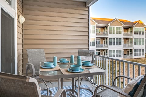 Bay-n-Beach! Comfy Coastal Condo in Lewes! Apartment in Sussex County