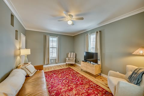 Extended Stay in South Haven! Pet-Friendly Home House in South Haven