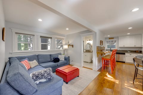 Walk to Lake Arrowhead Village: Bright Gem w/ Deck House in Lake Arrowhead