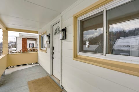 5 Mi to PNC Park: Pittsburgh Game Day Getaway! House in Allegheny River