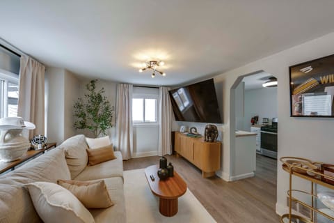 5 Mi to PNC Park: Pittsburgh Game Day Getaway! House in Allegheny River