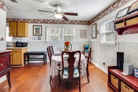 11 Mi to Hunting Island State Park! Family Home House in Saint Helena Island