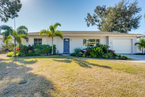 2 Mi to Beach: Updated Seminole Home w/ Fire Pit House in Seminole