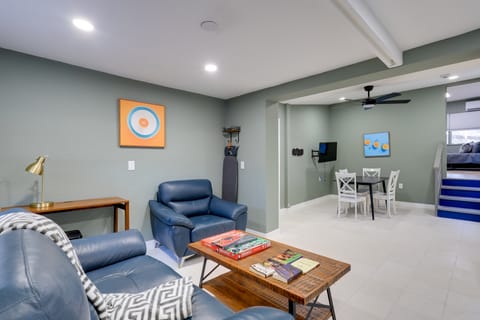 Steps to Orange Lake: Pet-Friendly Getaway! House in Florida