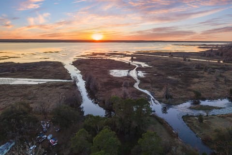 Bass Fishing Haven! Waterfront Hawthorne Home House in Florida