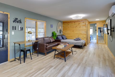 Bass Fishing Haven! Waterfront Hawthorne Home House in Florida