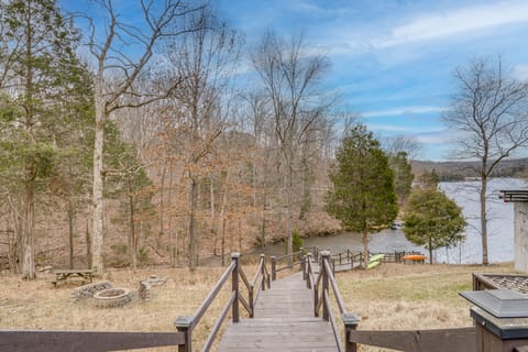 Canoe, Swim & Hike: Lakefront Brandenburg Home! House in Indiana