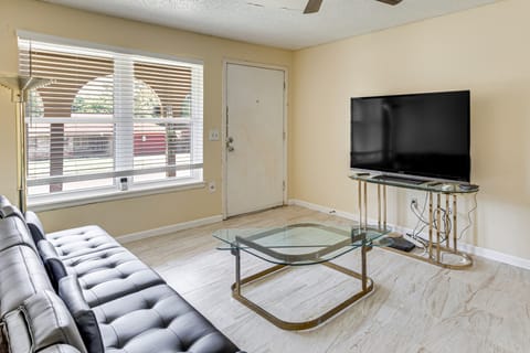 8 Mi to Bricktown Fun: Quiet Family Retreat House in Oklahoma City