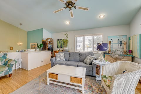 Private Beach Access! Lake Michigan Family Getaway House in Grand Haven