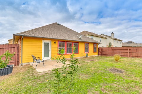 1 Mi to Lake Pflugerville! Charming Family Home House in Pflugerville