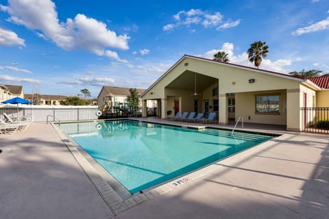 5 Mi to WDW! Spacious Resort Escape w/ Pool Access Apartment in Kissimmee