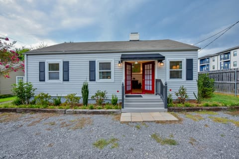 1 Mi to UA Campus: Walkable Midtown Getaway! House in Tuscaloosa