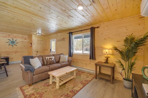 Fish, Swim, Play: 'Voyager’s' Family Cabin w/ Yard House in Wisconsin