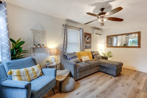 Walk to Dtwn Camas: Pet-Friendly Retreat w/ Yard! House in Willamette Valley