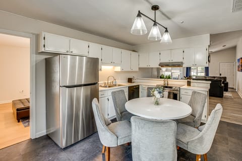 2 Mi to FSU: Pet-Friendly Retreat w/ Private Yard House in Tallahassee