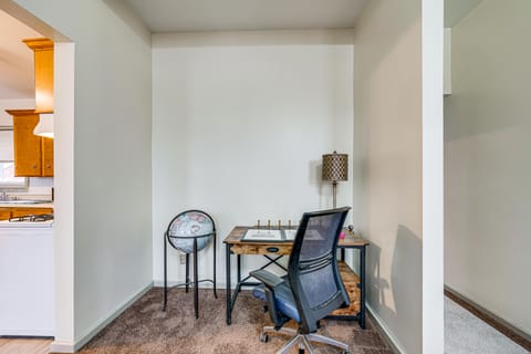 Walk to Old Town Ottawa! Starved Rock Country Home Apartment in Ottawa