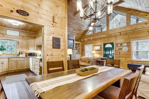 Waterfall Log Cabin: Private Hot Tub & Game Room House in Gatlinburg