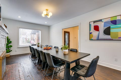 Spacious & Updated Group Getaway in Detroit! House in Detroit
