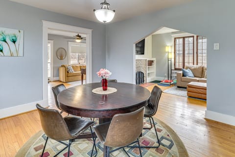 Lakeside Clifton Heights Home Near Forest Park House in Clifton Heights