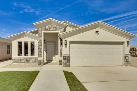 Styled Socorro Living at ‘Cali’s Signature House’ House in El Paso