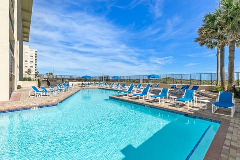 Sweeping View, Luxe Perks: Suntide III - Unit 708 Apartment in South Padre Island