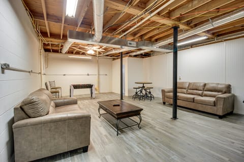 Spacious Fishing Getaway by Lake Guntersville! House in Alabama