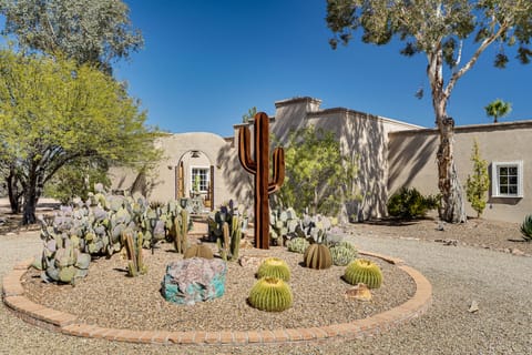 Tubac Hacienda in Golf Resort Near Art Village! House in Tubac