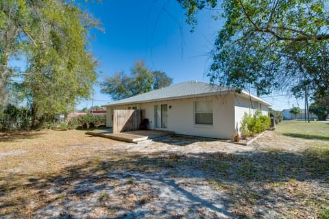 Hike & Fish: Crystal River Gem w/ Patio! Apartment in Crystal River