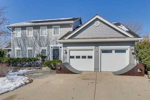 Endless Fun! Family Home w/ Spacious Yard in Clive House in Clive