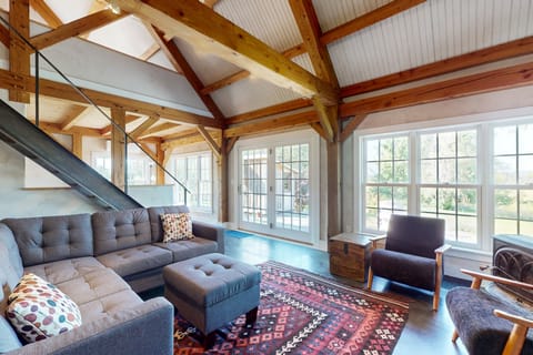 Ski, Hike & Explore: Vermont Family Farmhouse! House in Addison County