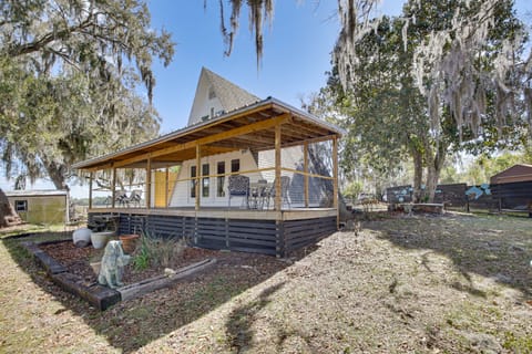 Tsala Apopka Lakeside A-Frame: Boat Launch Access! House in Hernando
