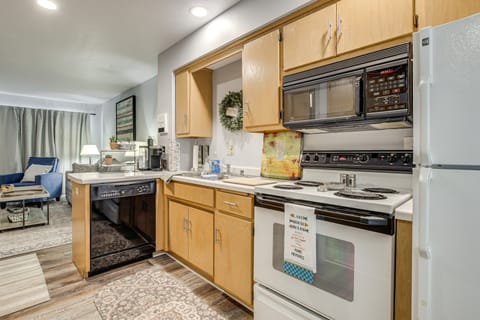 < 1 Mi to Peninsula State Park: Central Condo Apartment in Door County