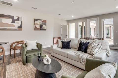 Beach + Brazos River Access! Family-Friendly Haven House in Texas