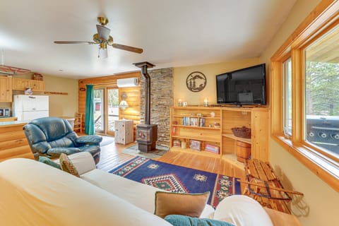 Riverside St Regis Cabin w/ Fire Pit + Grill House in Idaho