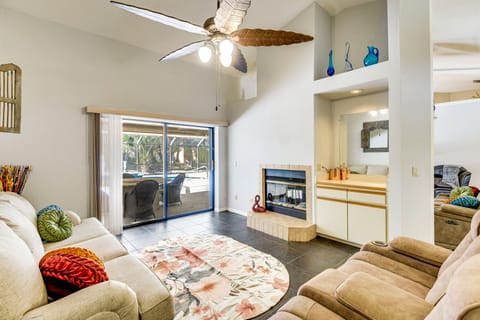 'Casa Ensenada' in Palm Coast: Lanai + Heated Pool House in Palm Coast