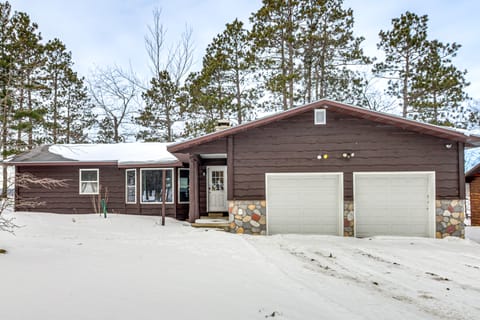 Waterfront Leech Lake Cabin w/ Boat Dock + Lift House in Leech Lake
