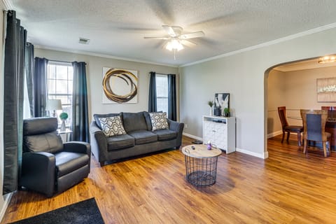 Country Comforts & River Fun! Gallaway Home House in Tennessee