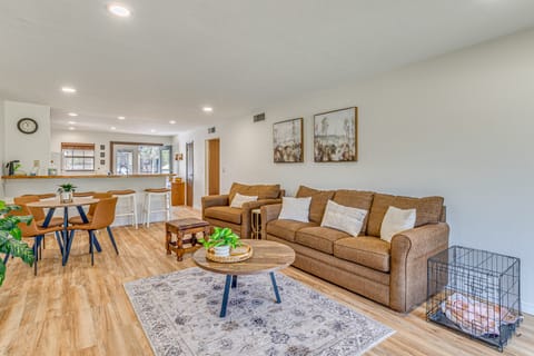 < 2 Mi to Grindstone Lake & Trails! Mtn-View Condo Apartment in Ruidoso