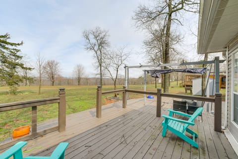 Mountain-View Ozarks Home Near Eureka Springs House in Table Rock Lake